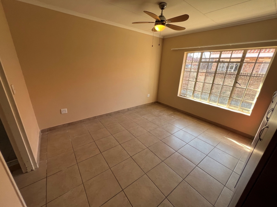 3 Bedroom Property for Sale in La Hoff North West
